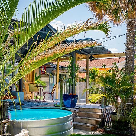 World Solo Travel'S Welcomed At St Pete Home Сент-Питерсберг Экстерьер фото