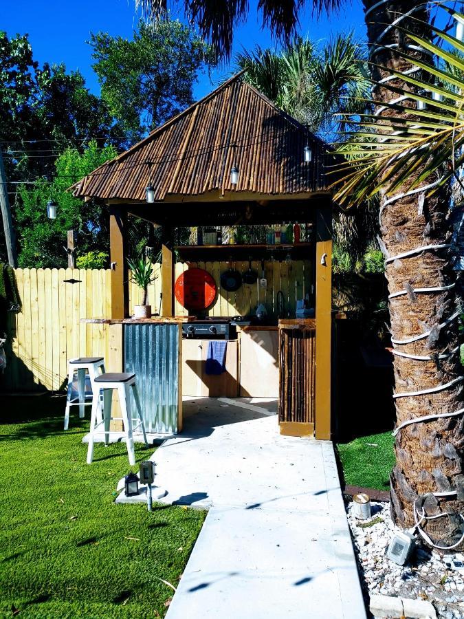 World Solo Travel'S Welcomed At St Pete Home Сент-Питерсберг Экстерьер фото